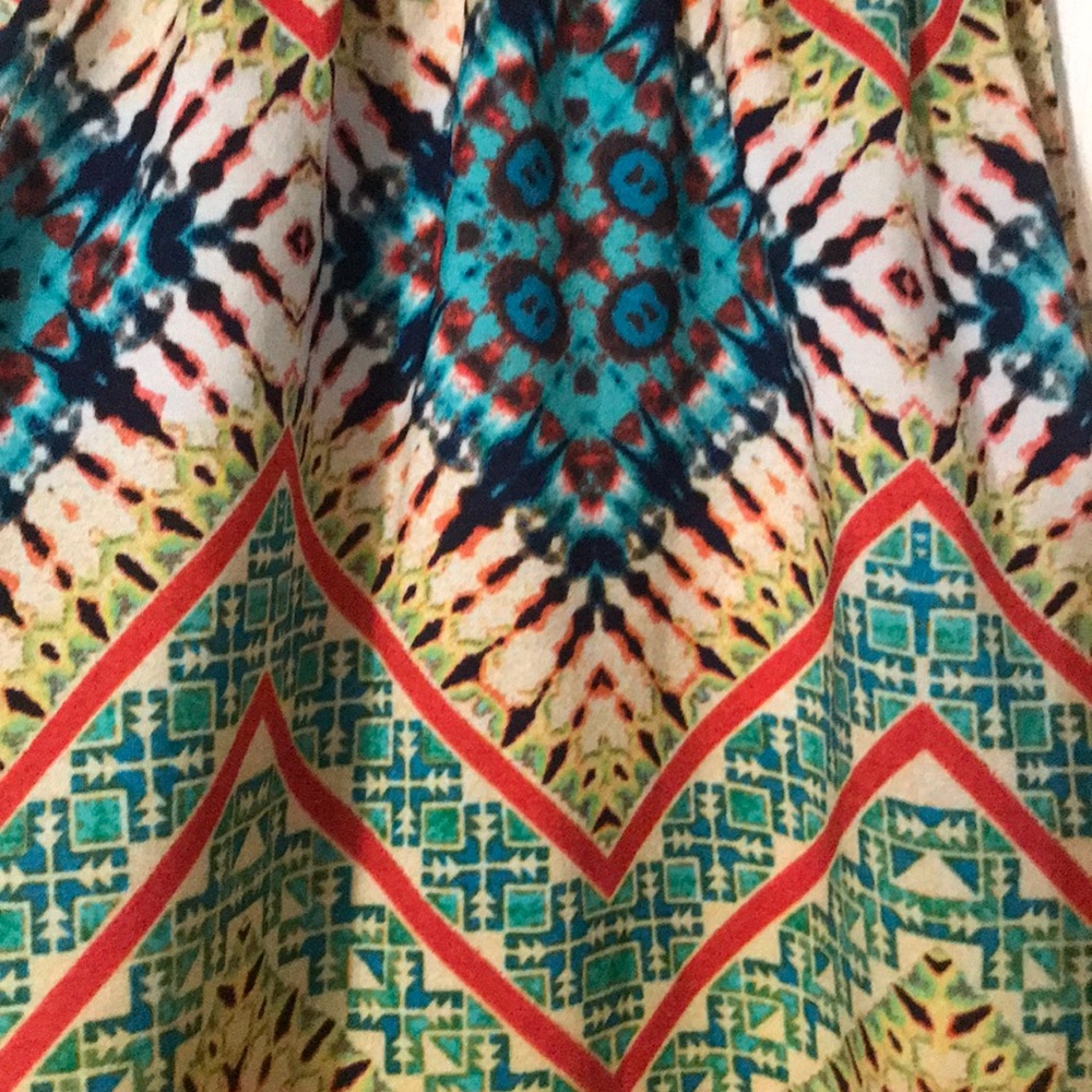 Dress - Picture 3 of 3